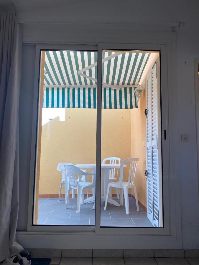Joli Appartement Mezzanine Avec Parking La Roquille แอกด์ ภายนอก รูปภาพ